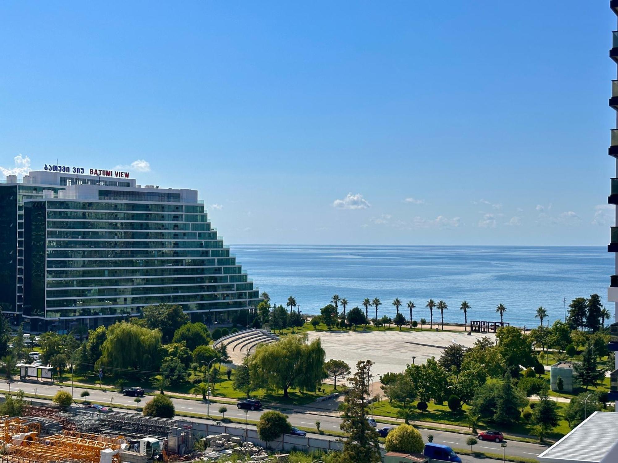 Batumi Boulevard Resort Exterior photo
