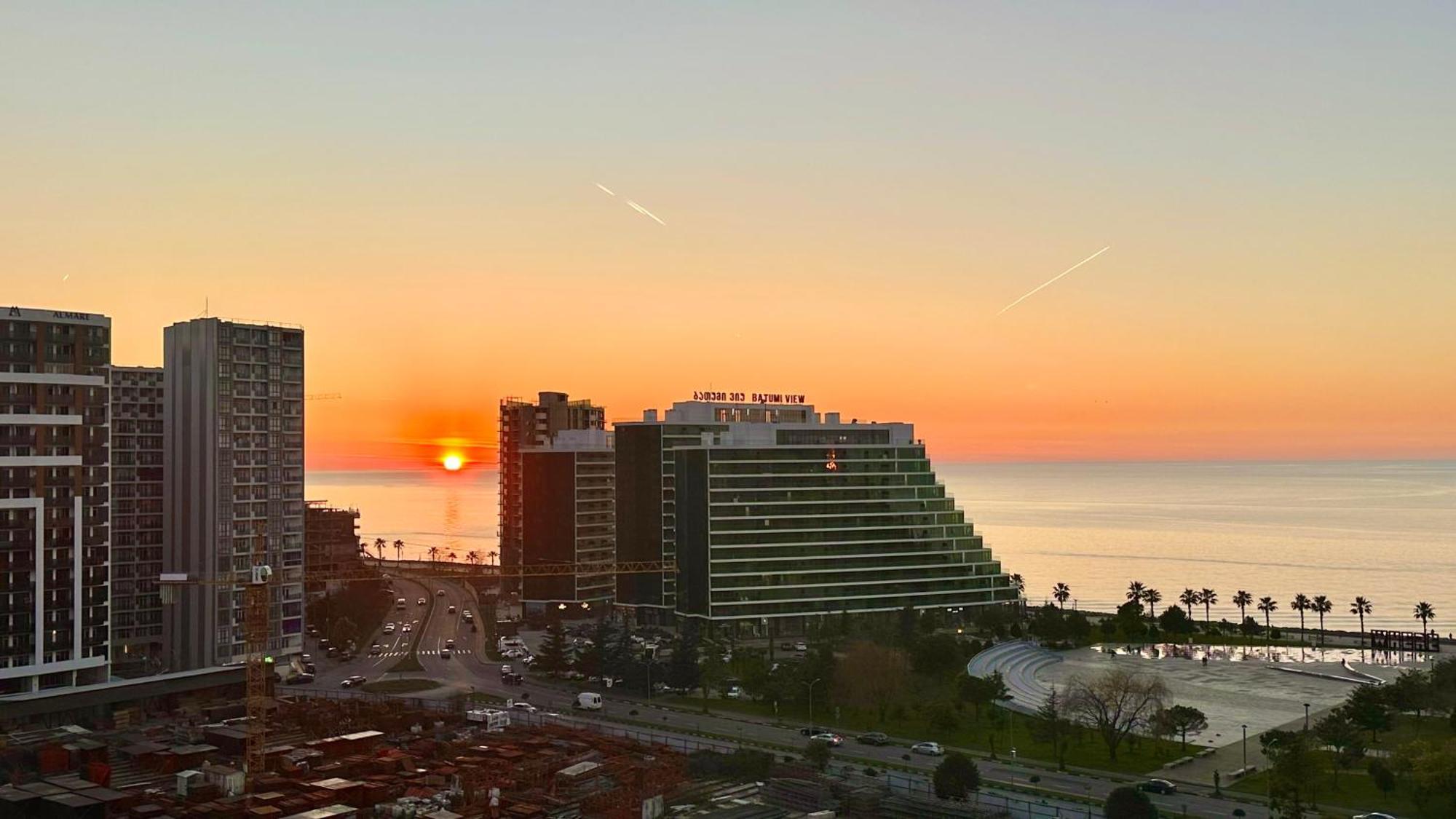 Batumi Boulevard Resort Room photo