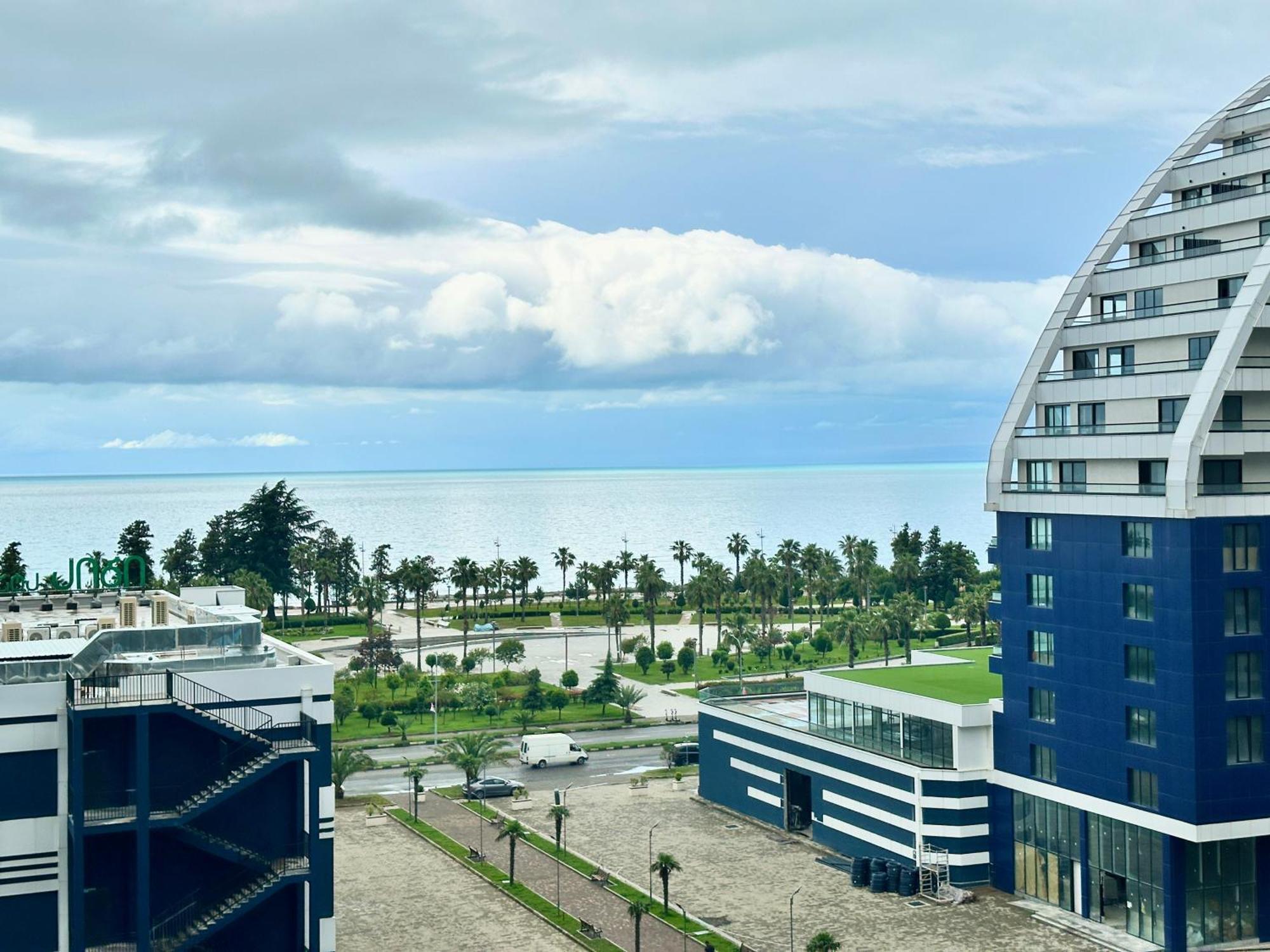 Batumi Boulevard Resort Exterior photo